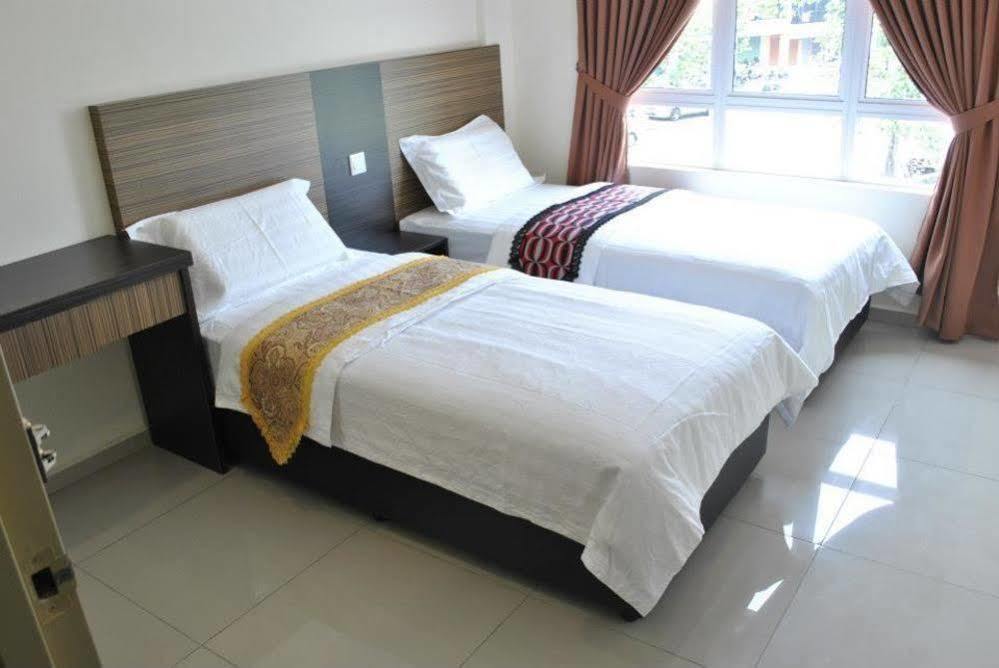 Hotel 18 Carat Malacca エクステリア 写真